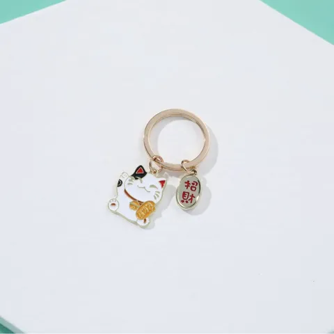Cute Cartoon Lucky Cat Metal Keychain Creative Fortune Cat Car Key Ring Pendant Bag Charm Decorative Trinket Gift For Men Women