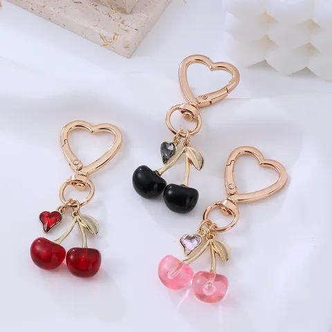 Dolce Portachiavi a Ciliegia in Lega di Cristallo Ciondolo a Forma di Cuore Strass Frutta Ciondolo da Borsa per Regalo Donna Accessorio Zaino