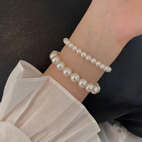 Estilo Francés Pulsera de Perlas Artificiales en Capas Lujo Ligero Nicho Exquisito Cuerda Elástica Pulsera de Cuentas Joyería de Moda Regalo