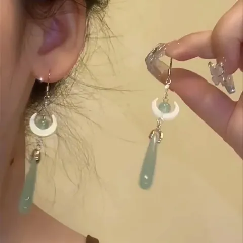 Pendientes Colgantes de Borla de Luna de Aleación de Estilo Neochino para Mujer Pendientes Colgantes Geométricos Elegantes de Mariposa y Flor Vintage Guochao Joyería de Perlas Artificiales Regalo