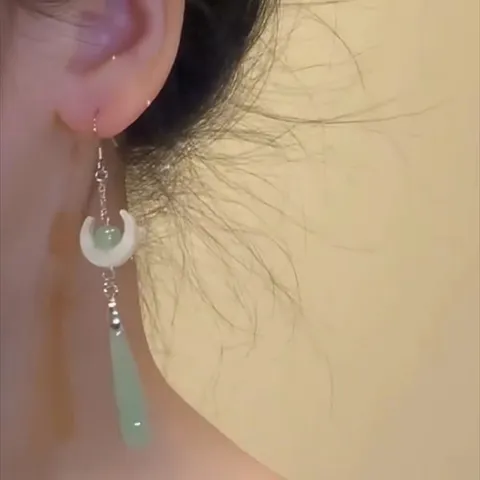 Pendientes Colgantes de Borla de Luna de Aleación de Estilo Neochino para Mujer Pendientes Colgantes Geométricos Elegantes de Mariposa y Flor Vintage Guochao Joyería de Perlas Artificiales Regalo