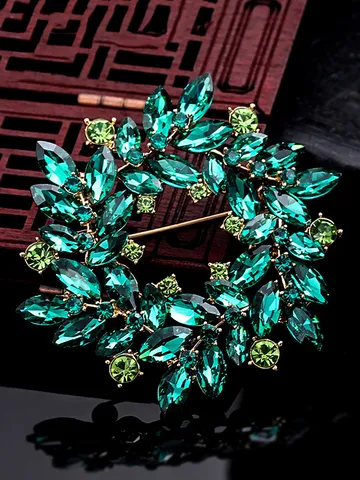 Moda Vintage Crystal Wreath Brooch Pin For Women Elegant Rhinestone Alloy Coat Cardigan Decor Jewelry Gift