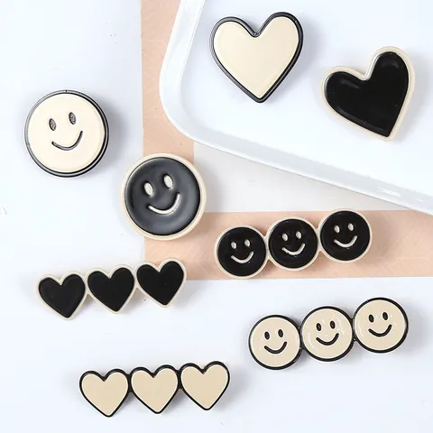 Korean Style Acrylic Hair Clips For Women Black White Checkered Heart Smiley Face Geometric Bangs Side Clips Hair Accessories