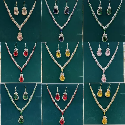 Elegante Set di Gioielli in Rame con Strass da Donna Collana con Ciondolo a Goccia d'Acqua Orecchini Set Moda Banchetto Festa Gioielli