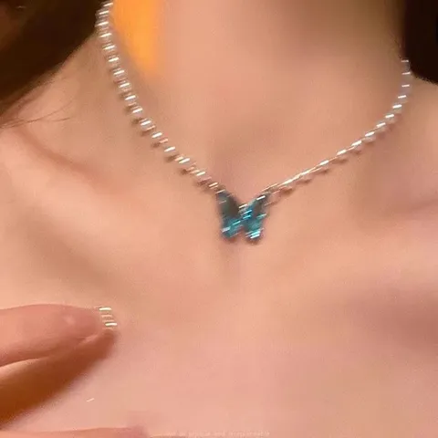Elegante Collar de Perlas Artificiales de Aleación Con Colgante de Mariposa de Strass Dulce Cadena Gargantilla para Mujer Joyería Regalo