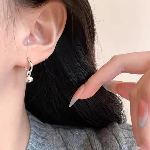 Boucles d'Oreilles Pendantes Coréennes Minimalistes en Alliage Forme de Haricot Avec Tige en Argent Boucles d'Oreilles Pendantes Géométriques Brillantes pour Femmes Cadeau Bijoux
