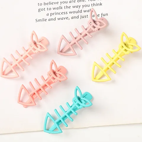 Matte Hollow Fishbone Hair Clip Metal Duckbill Hairpin Cute Animal Hair Accessories For Women Hair Styling