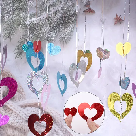 Pendentif en Cœur Creux Laser Guirlande de Glands en Soie de Pluie Décoration Suspendue en Cœur Scintillant pour Mariage Saint-Valentin Fête Boutique Accessoires de Mise en Page