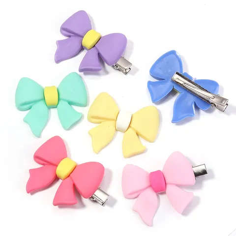 Schattige PVC Zachte Knutselpatches Meerkleurige Hart Strik Letter Accessoires Voor DIY Haarklip Telefoonhoesje Decoratie Schoenbedeltjes
