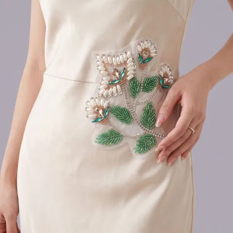 Handgemaakte Kunstparel Bloem Patch Strass Gekruide Bloemen Applique Voor DIY Blazer Kleding Naaien Decoratie Geraffineerd Accessoire
