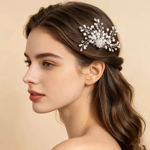 Peigne à Cheveux de Mariée Style Forêt Fait Main Perles Artificielles Strass Argent Cristal Floral Accessoire Cheveux Mariage Femme Bijoux