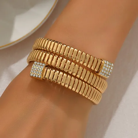 Exaggerated Multi Layer Open Bangle For Women Metallic Elastic Geometric Coil Bracelet Rhinestone Accents Luxury Fashion Hand Jewelry Gift