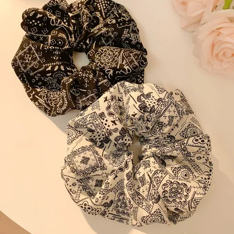 Large Fabric Printed Scrunchie Paisley Pattern Elastic Hair Band For Women Elegant Hair Tie For Ponytail Daily Hair Accessories