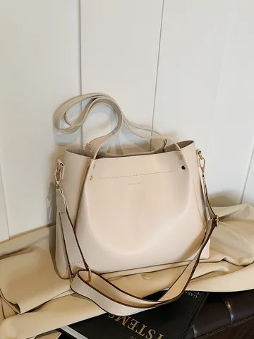 Women Large Capacity PU Leather Bucket Bag Color Block Casual Shoulder Handbag Tote Purse For Daily Commuting