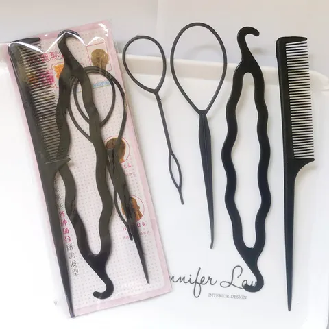 Ensemble d'Outils de Tressage de Cheveux en Plastique Crochets de Traction Peigne Ensemble d'Outils de Coiffure pour Femmes Accessoires de Coiffure Bricolage Quotidien Noir