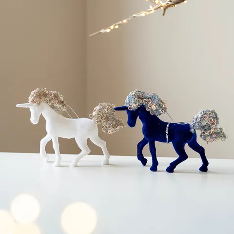 Christmas Flocked Unicorn Hanging Ornaments Sparkly Sequin Mane Tail Unicorn Statues For Christmas Tree Decoration Festive Tabletop Decor Ornaments