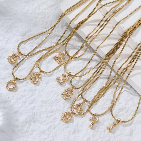 Collana Girocollo a Catena di Serpente in Acciaio Inossidabile Hip Hop Ciondolo con Numero di Strass Gioielli Iniziali con Chiusura in Oro per Uomo Donna Festa