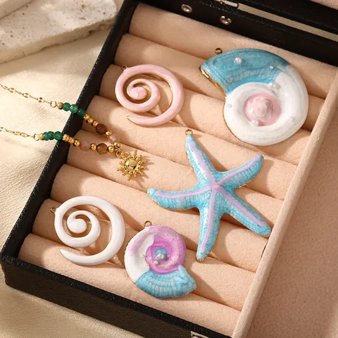Pendentif en Acier Inoxydable Étoile de Mer et Conque pour Fabrication de Bijoux DIY Breloques Animaux Marins en Émail pour Collier Bracelet Femme