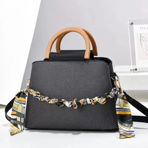Borsa Secchiello alla Moda da Donna in Pelle PU Borsa Casual Manico Superiore Borsa Tracolla Con Catena e Decorazione in Sciarpa