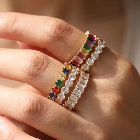 Edelstahl Zirkonia Regenbogen Ring Damen Einfach Bonbonfarbe Eternity Band Leichter Luxus Stapelbarer Schmuck Geschenk Für Damen