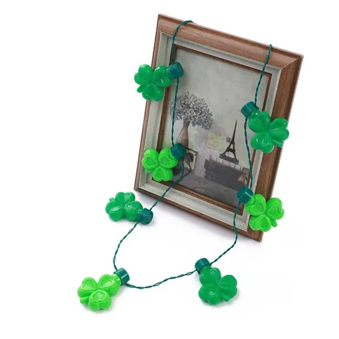 Grüne Kleeblatt LED Leuchtende Halskette St Patrick Day Festliche Glow Clover Halskette Kunststoff Party Halskette Schmuck