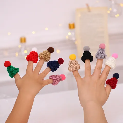 Mini Cappelli Natalizi a Maglia Cappellini a Maglia Con Pompon Decorazione Scena Albero di Natale Fai da Te Accessori Natalizi
