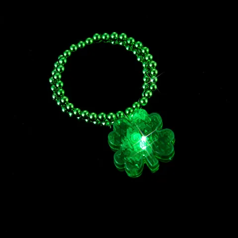 St. Patrick's Day LED Leuchtende Kleeblatt Halskette Ohrringe Grüne Kunststoff Anhänger Schmuck Für Party Dekoration