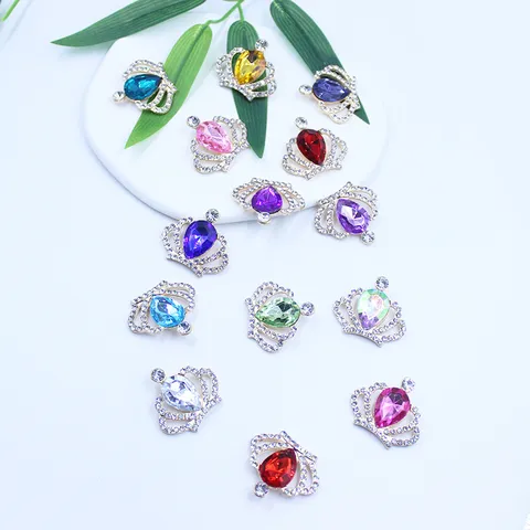 Accesorios de Joyería de Aleación de Corona de Strass Bolso DIY Ropa Zapato Material Hecho a Mano Adorno