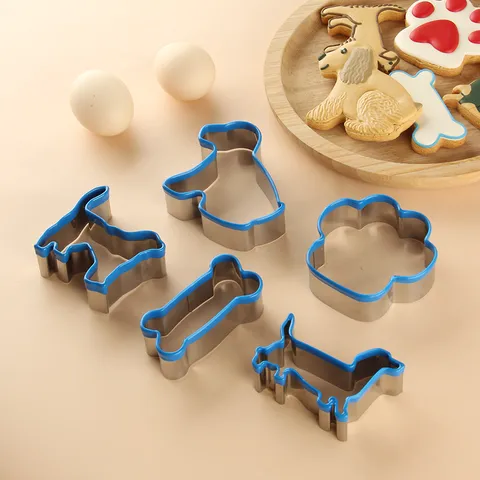Ensemble d'Emporte-Pièces à Biscuits Chiot en Acier Inoxydable Moules de Cuisson avec Bord de Protection Bleu pour Cuisine DIY