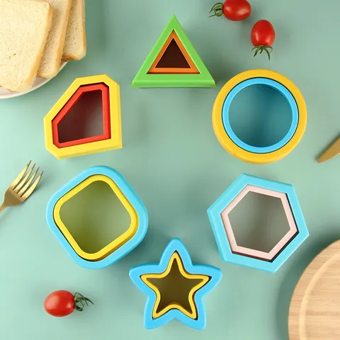 Moule à Sandwich pour Enfants Moule de Découpe de Pain Toast Créatif Moule de Fabrication de Sandwich Moule à Biscuit Outil de Cuisson de Cuisine