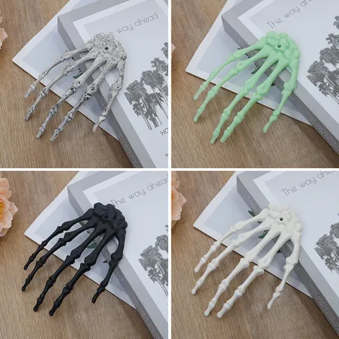 Halloween Skeleton Hand Claw Scary Haunted House Decoration Props Plastic Ghost Hand Pendant Ornament Party Prank Toys
