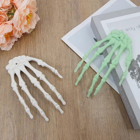 Halloween Skeleton Hand Claw Scary Haunted House Decoration Props Plastic Ghost Hand Pendant Ornament Party Prank Toys