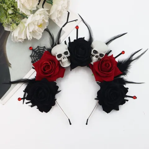Cerchietto per Capelli di Halloween con Rose Teschi e Piume Accessorio per Costume Gotico per Carnevale e Giorno dei Morti