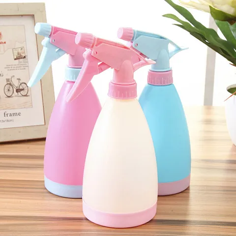 Candy Color Plastic Watering Bottle Hand Press Spray Bottle For Garden Plant Watering Can Flowers Cleaning