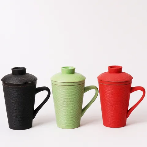 Théière en Céramique Créative Simple Tasse Rapide Tasse de Thé de Bureau Avec Filtre et Couvercle Rétro Émaillé Cadeau