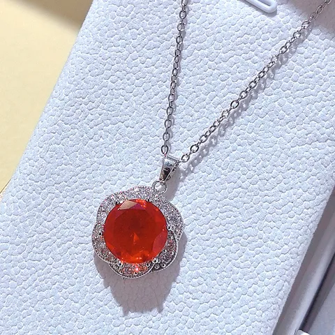 Set di Gioielli a Fiore in Rame e Zirconia di Lusso per Donna Orecchini Pendente Collana Anello Aperto con Pietre Colorate