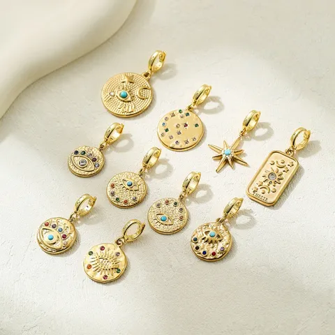 Pendente Malocchio in Acciaio Inossidabile Placcato Oro 18K Charm Occhi in Zirconia per Collana Bracciale Fai-da-te Accessori Gioielli