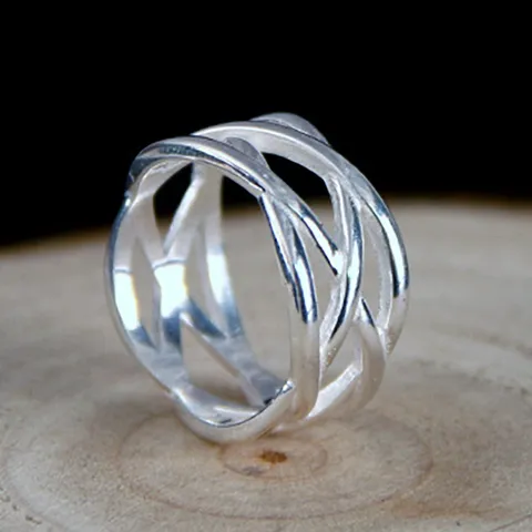 Vintage 925 Silver Plated Woven Hollow Ring Fashion Intertwined Scarf Buckle Silk Scarf Ring For Women Finger Jewelry