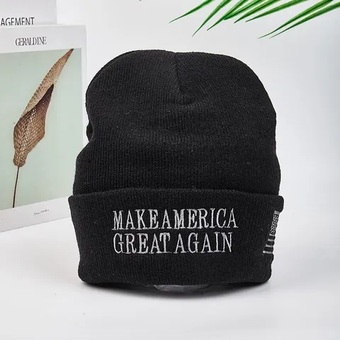 Make America Great Again Bestickt Beanie Mütze Unisex Winter Warm Acryl Strick Umschlagmütze Mit Flaggen-Patch Schwarz Rot