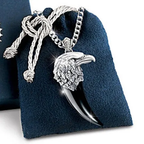 Collar con Colgante Tallado de Cabeza de Águila de Metal Punk Rock para Hombre Vintage Colgante de Garra de Águila de Ágata Negra