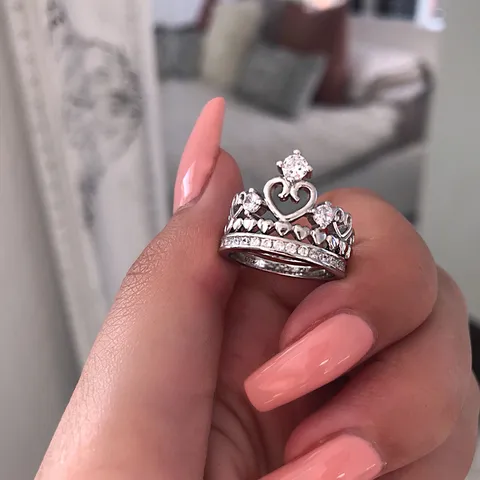 Anello Corona in Lega con Strass da Donna a Forma di Cuore Impilabile Elegante Gioielli di Moda Regalo per Anniversario Matrimonio