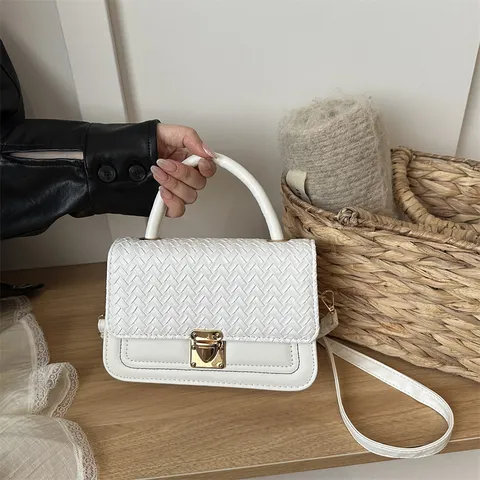 Borsa a Tracolla Quadrata Intrecciata da Donna Semplice Borsa a Spalla in Pelle PU Tracolla Larga Fibbia in Metallo Oro