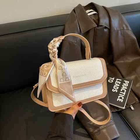 Bolso Cruzado Cuadrado de Cuero PU Minimalista Retro para Mujer Bolso de Hombro con Solapa y Decoración de Bufanda