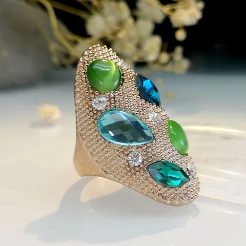 Vintage Overdreven Lange Legering Ring Voor Vrouwen Met Gekleurde Strass en Katteoogsteen Lichte Luxe Stijl Vingerring