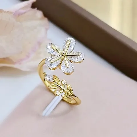 Anello Girevole in Rame con Cuore e Fiore per Donna Zirconia Micro-Intarsiata Ape Coccinella Girasole Anello Aperto Regolabile Gioielli di Moda