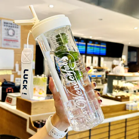Vaso de Plástico de Gran Capacidad Con Pajita e Infusor de Té Portátil Estudiante Botella de Agua de Verano Para Mujeres