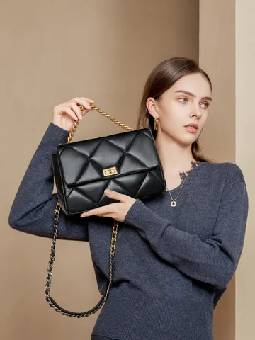 Women Fashion Quilted Chain Crossbody Bag Luxury Designer Style Genuine Leather Shoulder Handbag Casual Daily Purse