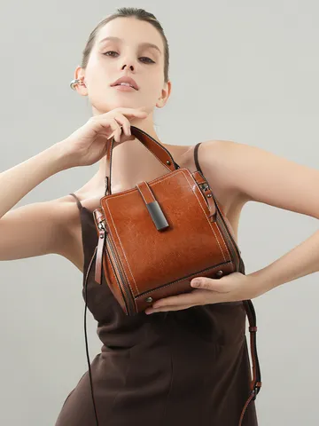 Sac Bandoulière en Cuir Véritable pour Femmes Minimaliste Urbain Grande Capacité Sac à Main