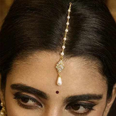 Exotic Indian Style Artificial Pearl Forehead Jewelry Rhinestone Water Drop Pendant Headpiece Bridal Wedding Hair Chain Accessory