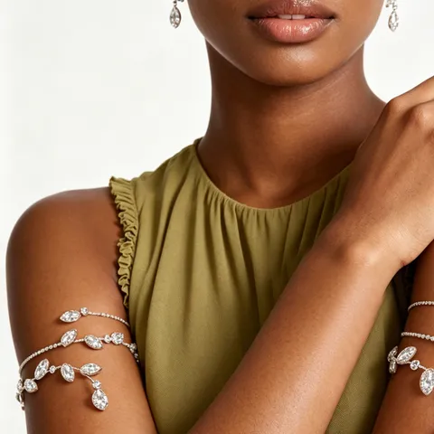 Elegante Bracciale da Braccio con Foglie e Strass Multistrato a Spirale Gioiello per Sposa Matrimonio Banchetto Donna Oro Argento